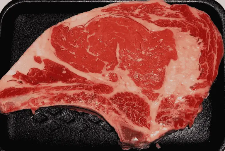 Difference between Porterhouse and Ribeye Restaurant Meal Prices